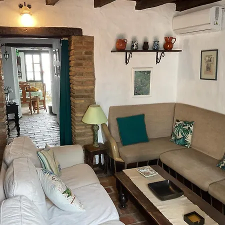 Casa Consuelo * 希梅纳德拉夫龙特拉